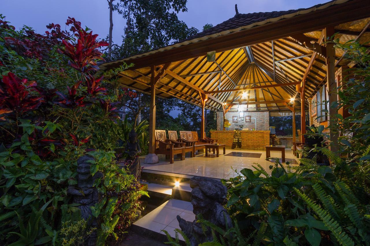 Отель Bali Eco Adventure And Retreat Center Тегаллаланг Экстерьер фото